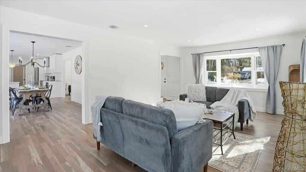 46 Sycamore Circle Stony Brook NY 11790