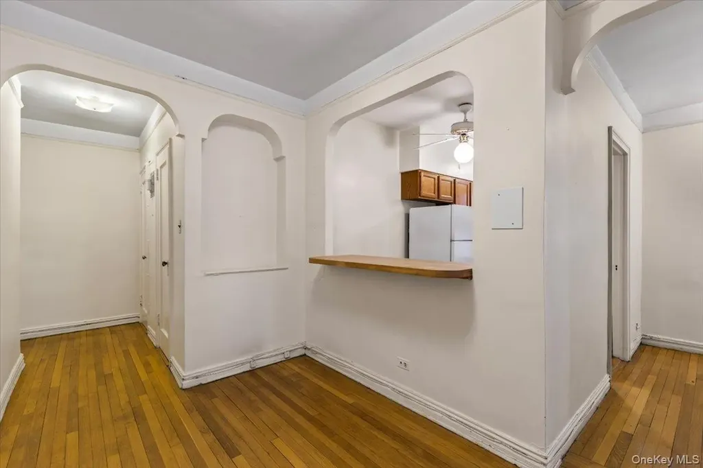 111-39 76th Road Forest Hills NY 11375