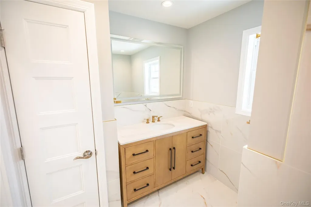 2910 Yale Place Baldwin NY 11510