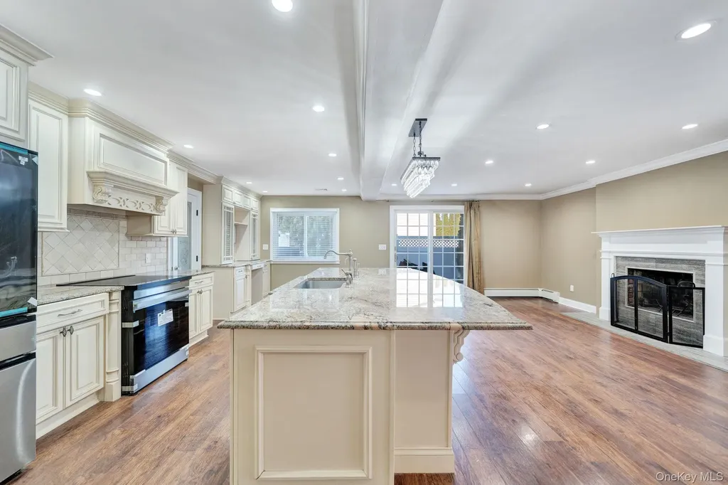 20 Sagamore Way S Jericho NY 11753