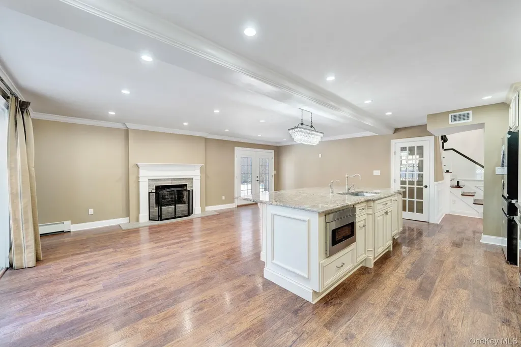 20 Sagamore Way S Jericho NY 11753