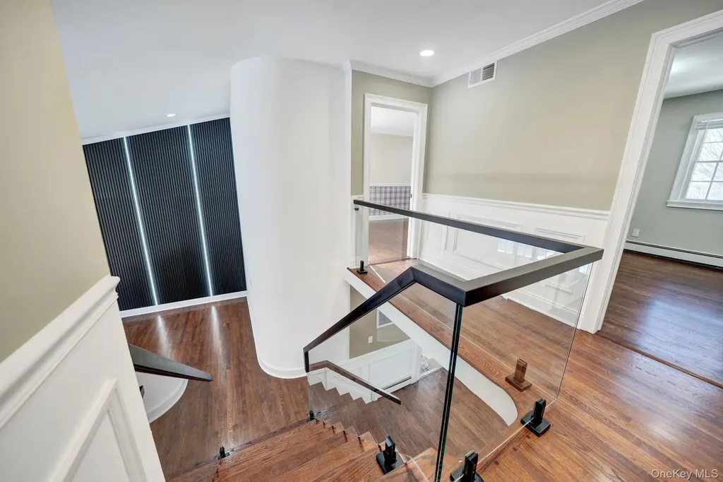 20 Sagamore Way S Jericho NY 11753