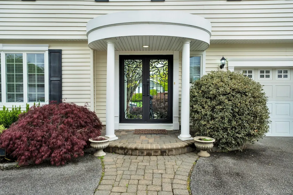 20 Sagamore Way S Jericho NY 11753