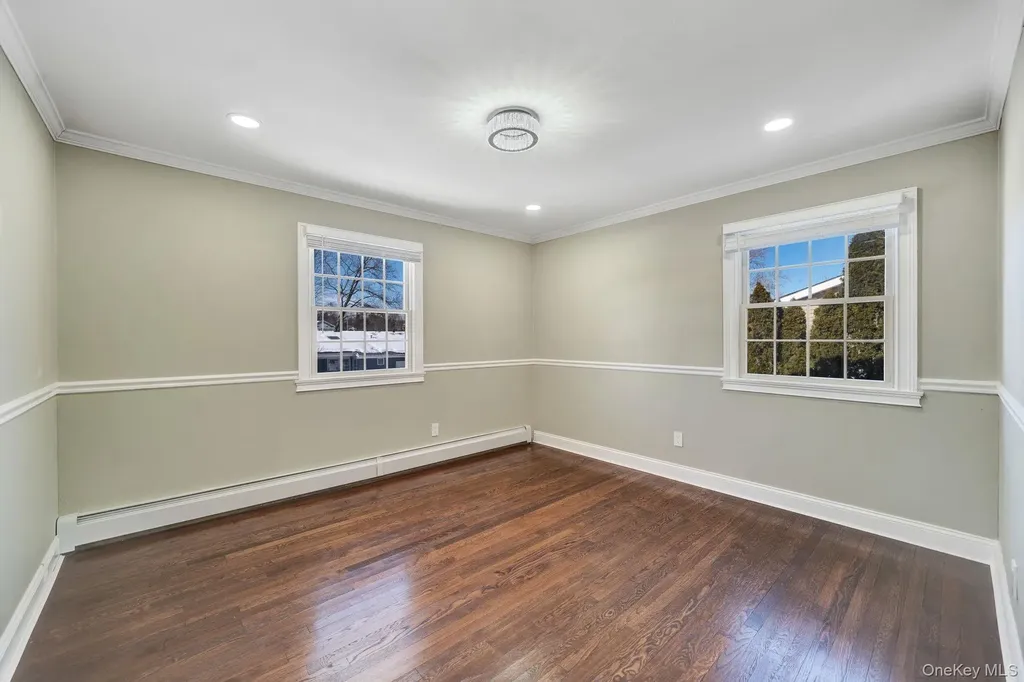 20 Sagamore Way S Jericho NY 11753