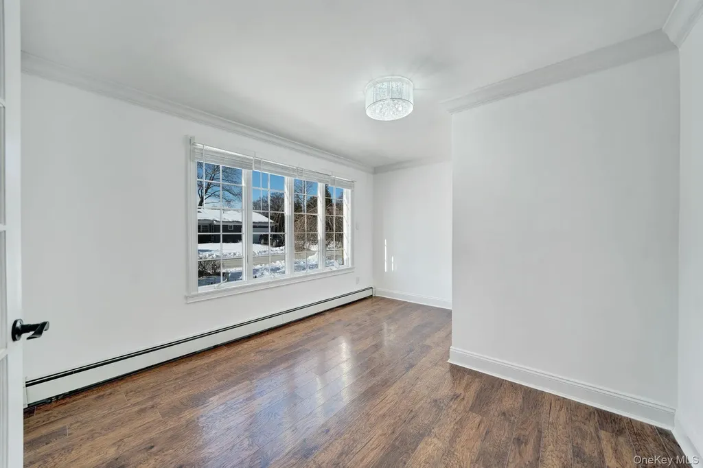 20 Sagamore Way S Jericho NY 11753