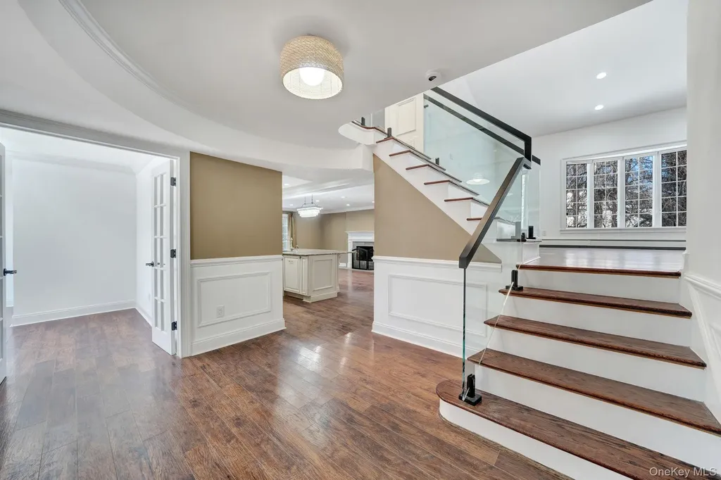 20 Sagamore Way S Jericho NY 11753