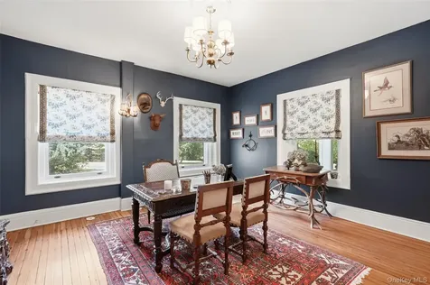 111 Stone Bridge Lane Bedford Hills NY 10507
