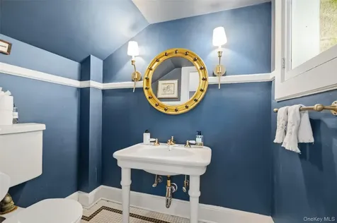 111 Stone Bridge Lane Bedford Hills NY 10507