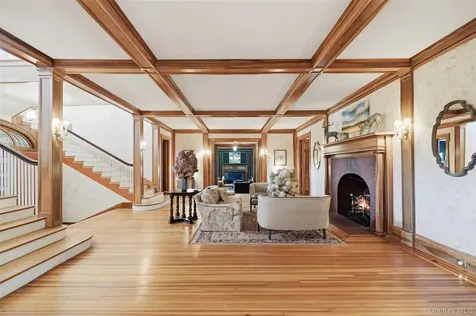 111 Stone Bridge Lane Bedford Hills NY 10507