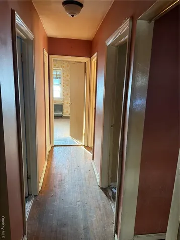 3832 215th Place Bayside NY 11361