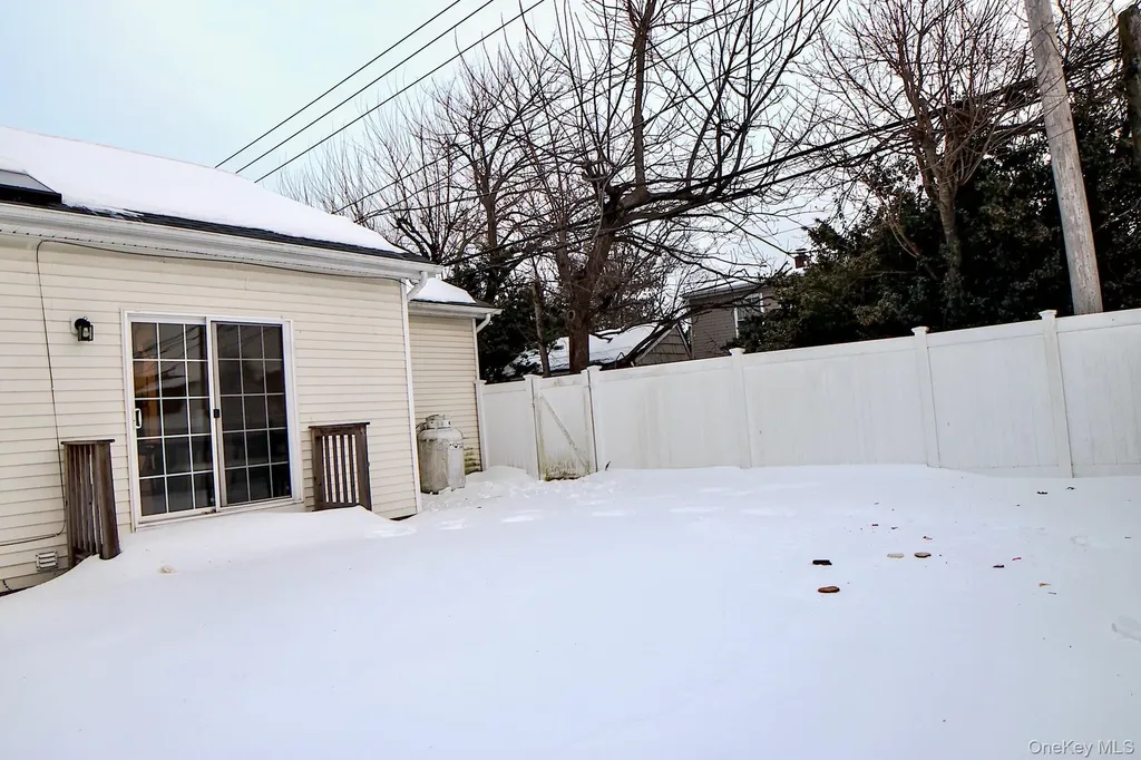 14 Bittersweet Lane Levittown NY 11756