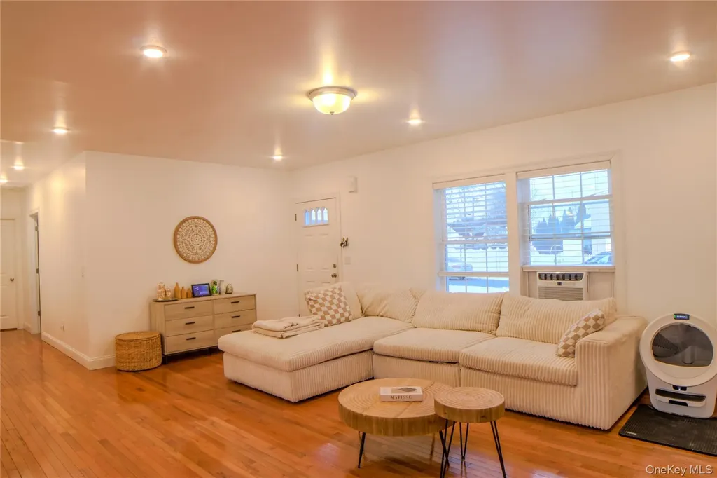 14 Bittersweet Lane Levittown NY 11756
