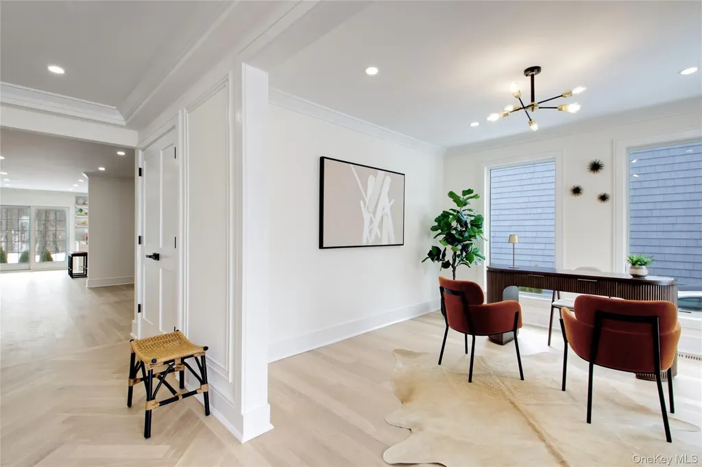 30 4th Street Manhasset NY 11030