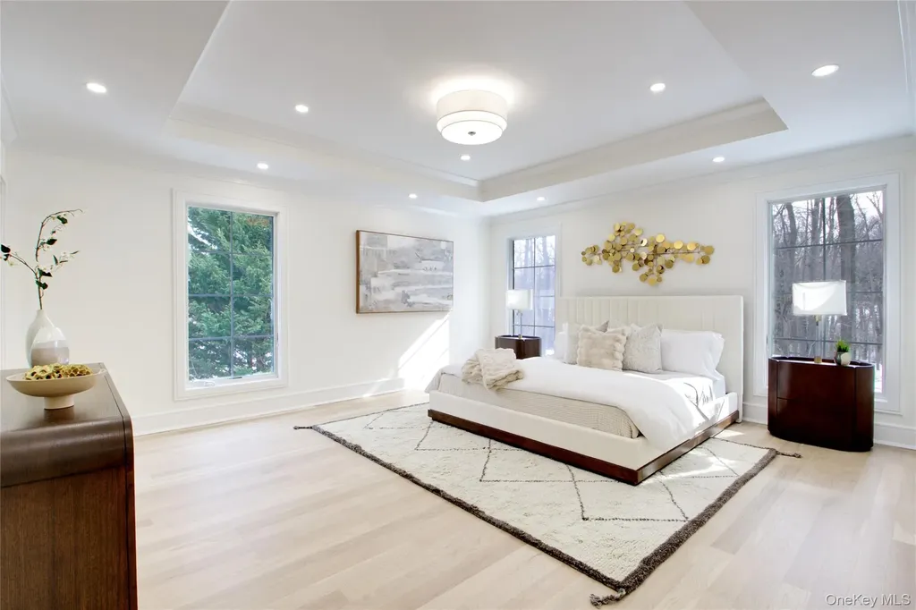 30 4th Street Manhasset NY 11030