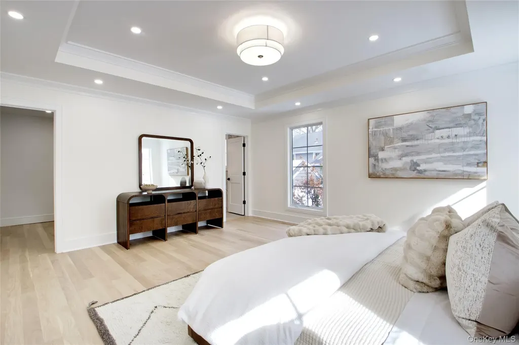 30 4th Street Manhasset NY 11030