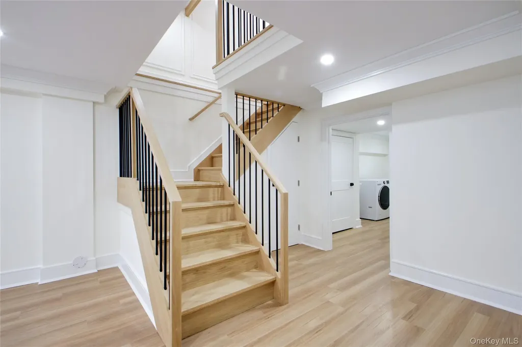30 4th Street Manhasset NY 11030