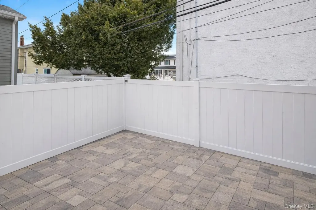 6 Clark Street Long Beach NY 11561