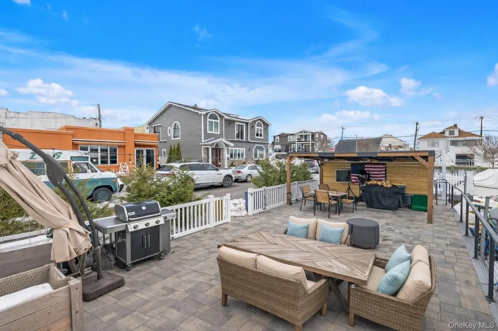 6 Clark Street Long Beach NY 11561