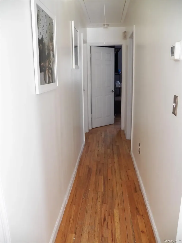 20 Patrick Drive Bloomingburg NY 12721