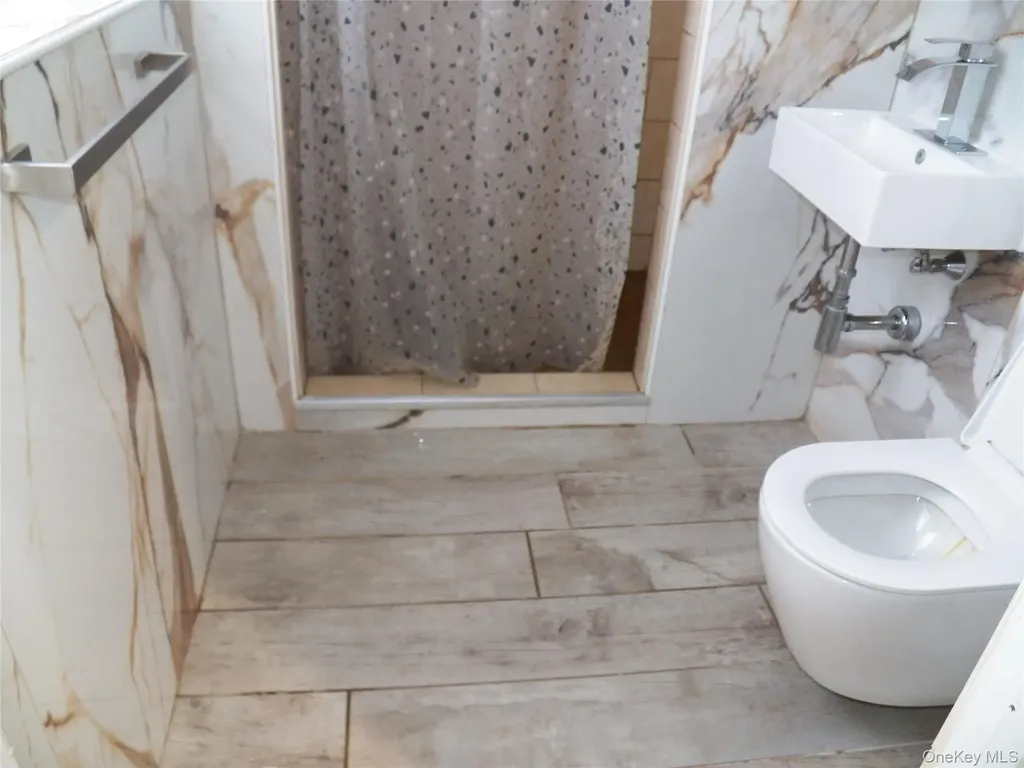 20 Patrick Drive Bloomingburg NY 12721
