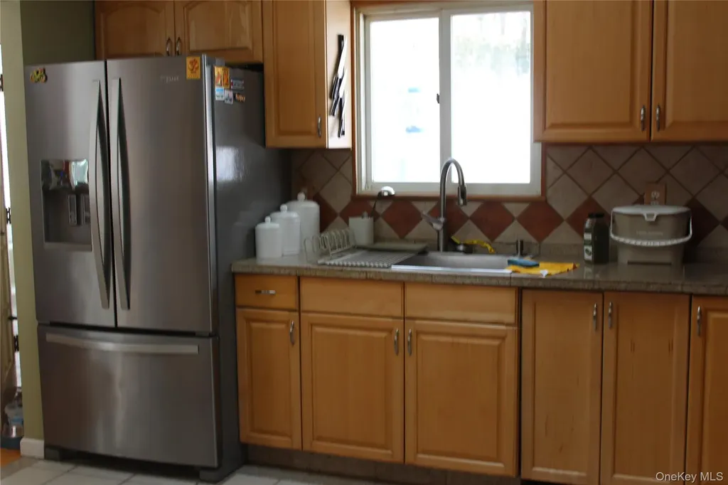 20 Patrick Drive Bloomingburg NY 12721