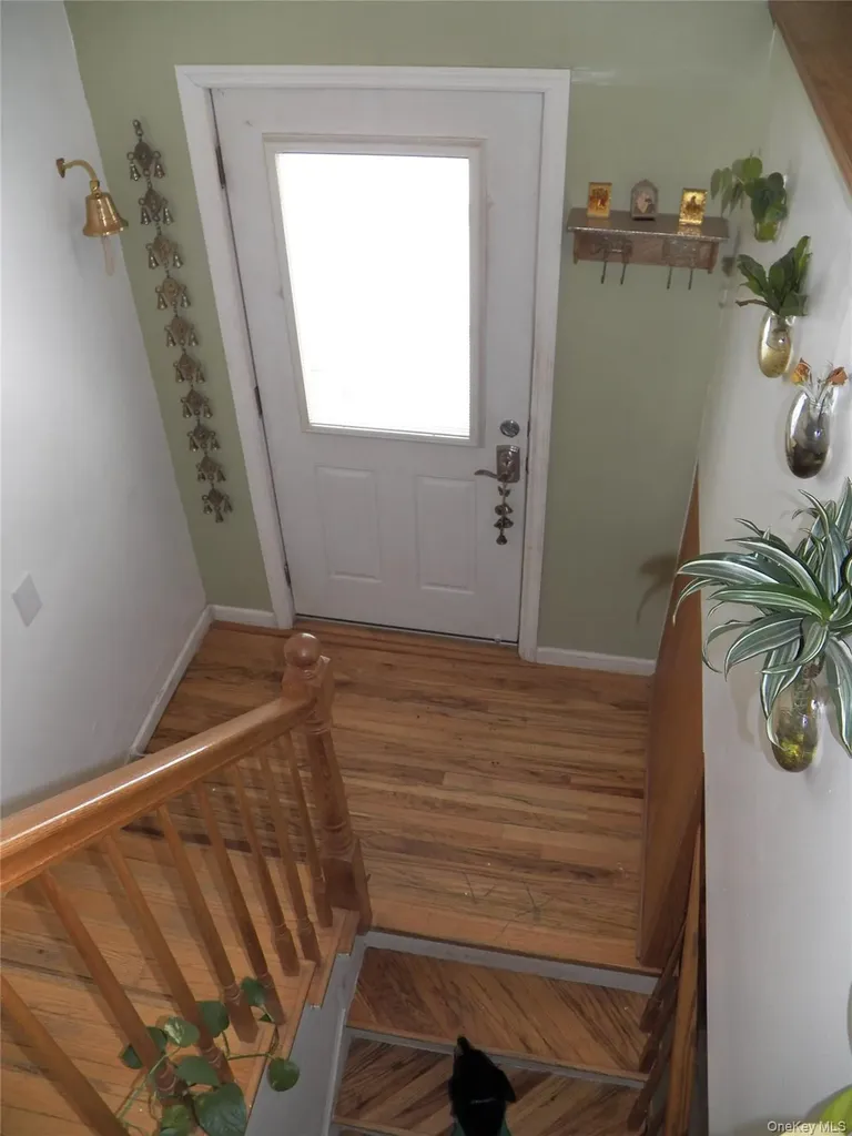 20 Patrick Drive Bloomingburg NY 12721