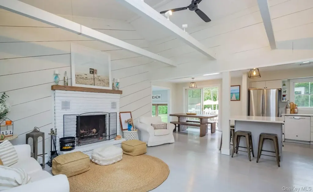 45 Sherwood Road Hampton Bays NY 11946