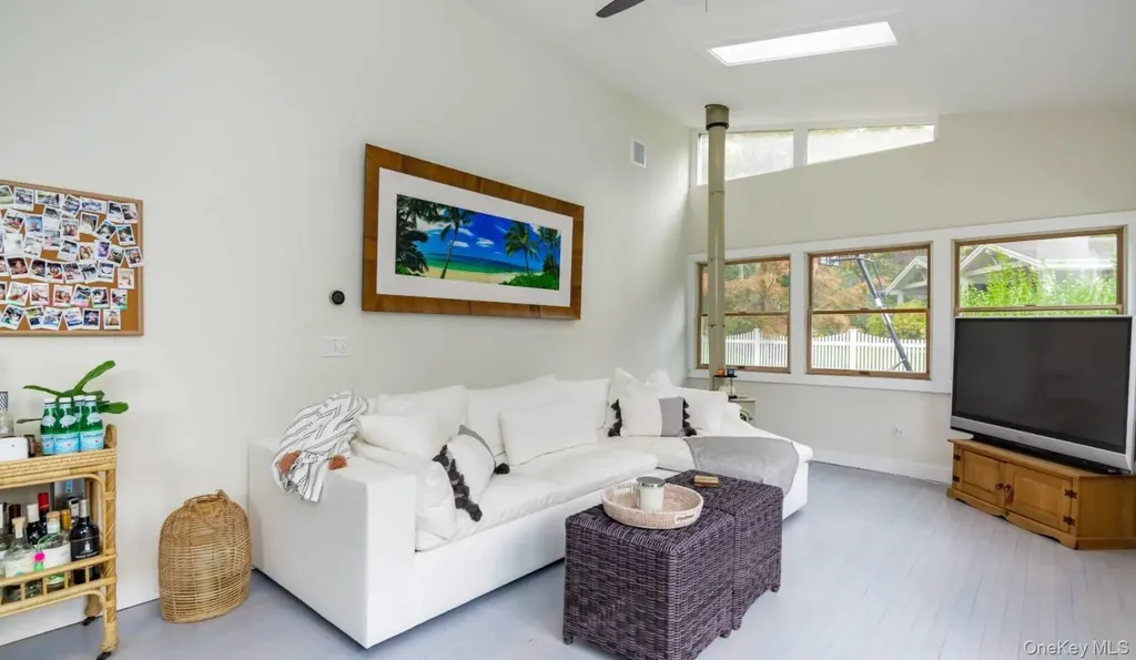 45 Sherwood Road Hampton Bays NY 11946