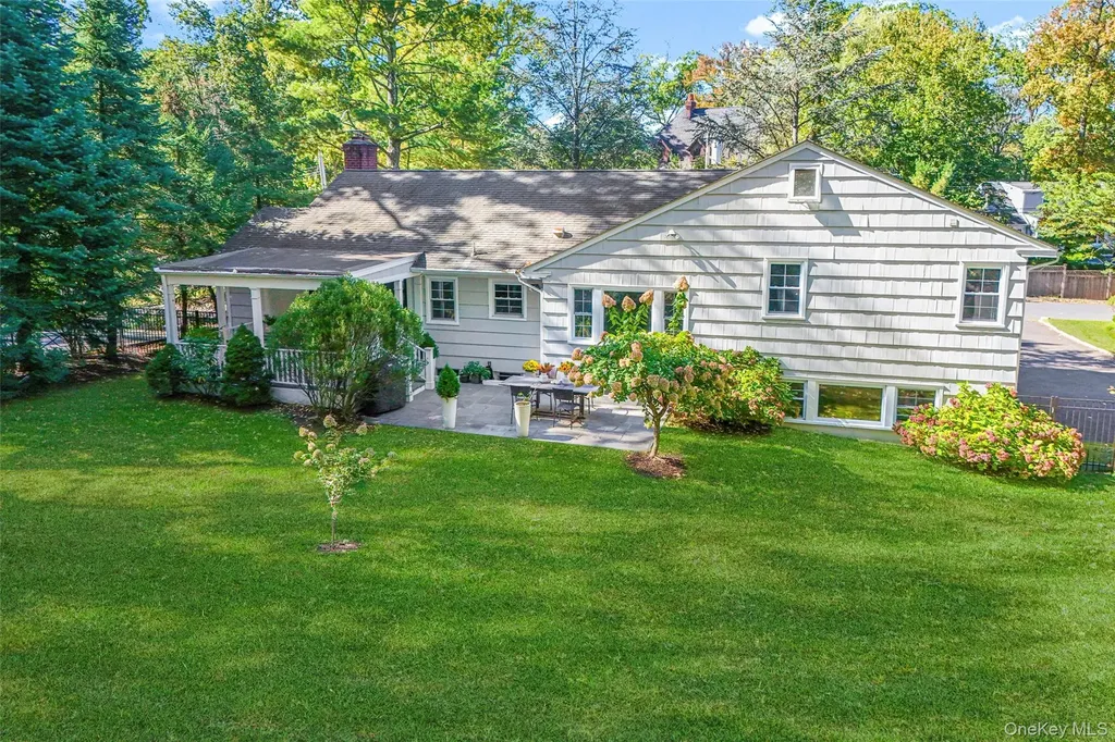 37 Barlow Lane Rye NY 10580