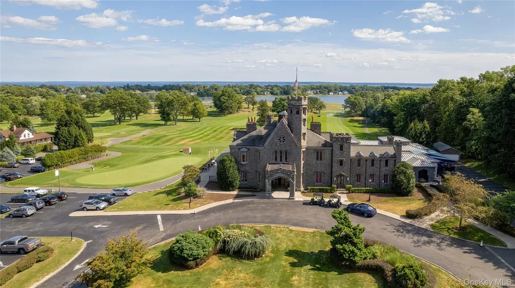 37 Barlow Lane Rye NY 10580