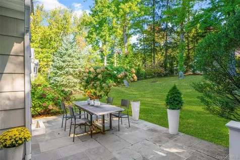 37 Barlow Lane Rye NY 10580