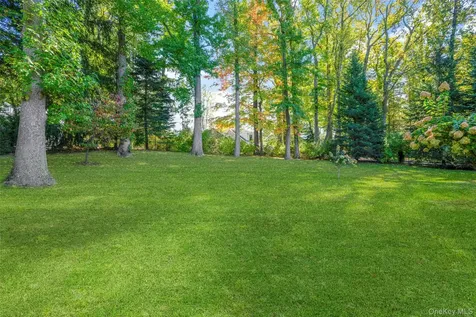 37 Barlow Lane Rye NY 10580