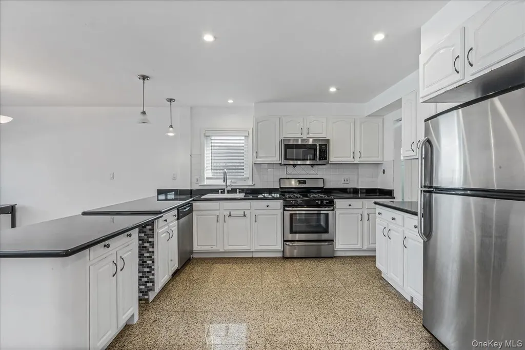 157-40 9th Avenue Beechhurst NY 11357