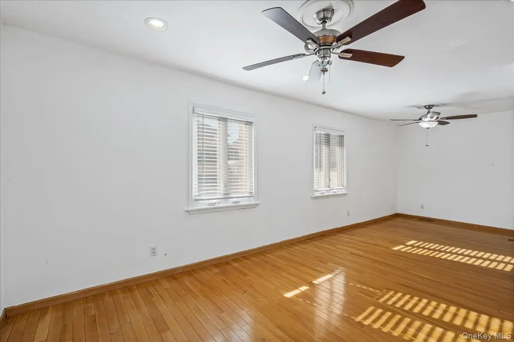 157-40 9th Avenue Beechhurst NY 11357