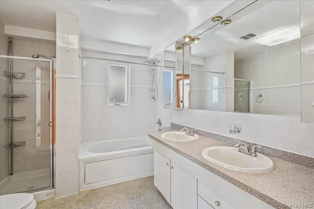 157-40 9th Avenue Beechhurst NY 11357