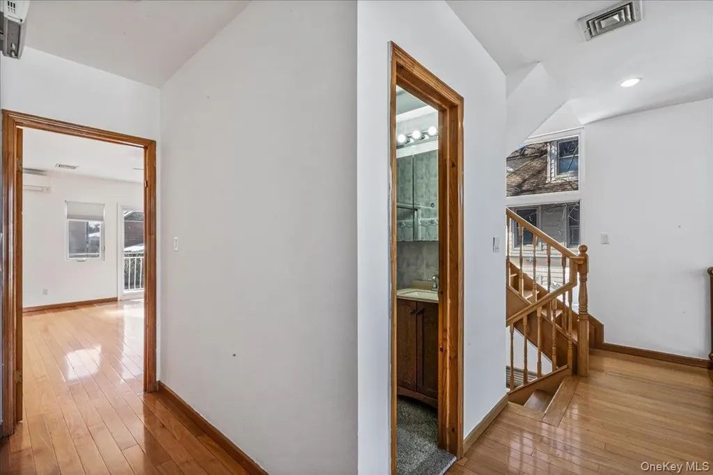 157-40 9th Avenue Beechhurst NY 11357