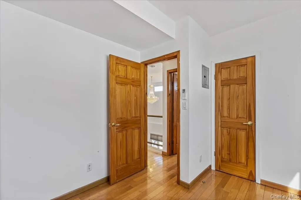 157-40 9th Avenue Beechhurst NY 11357