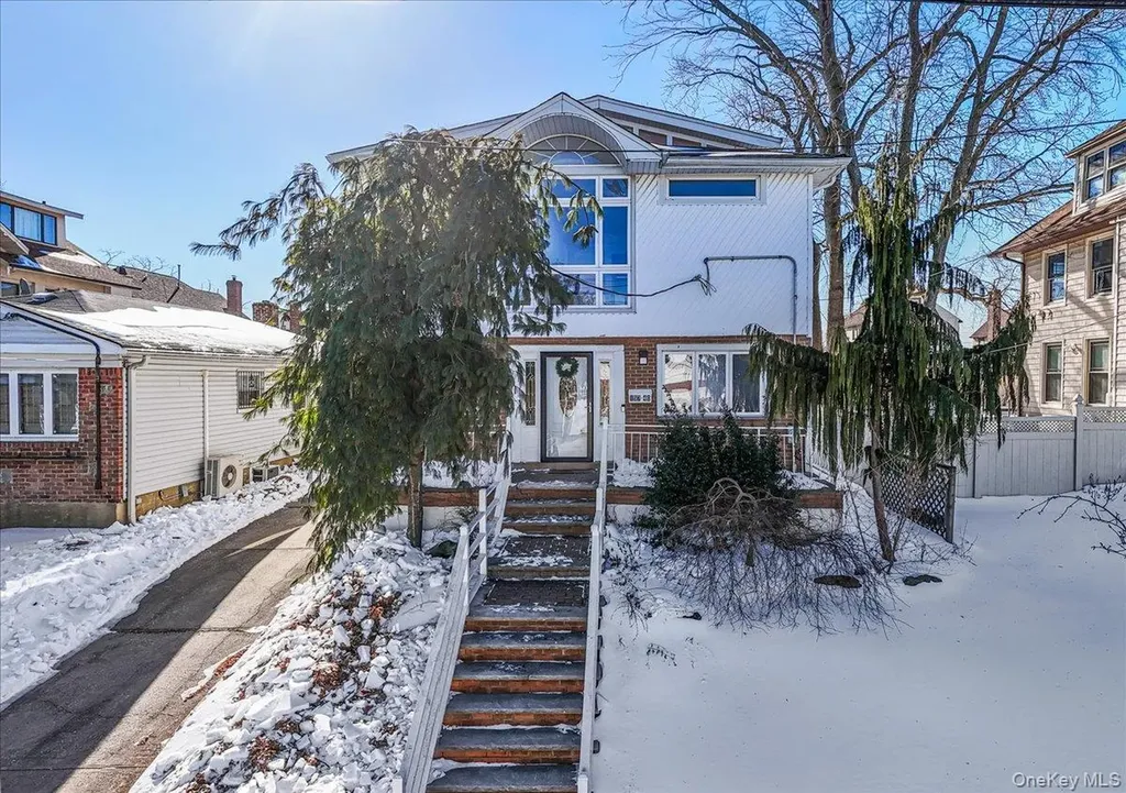 157-40 9th Avenue Beechhurst NY 11357