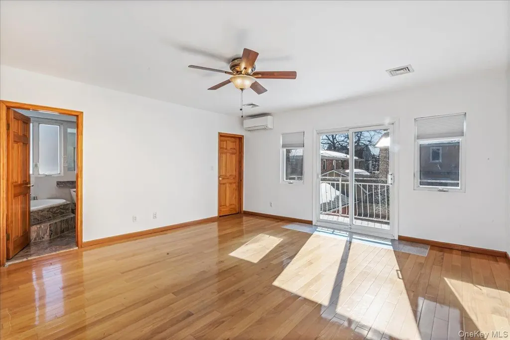 157-40 9th Avenue Beechhurst NY 11357