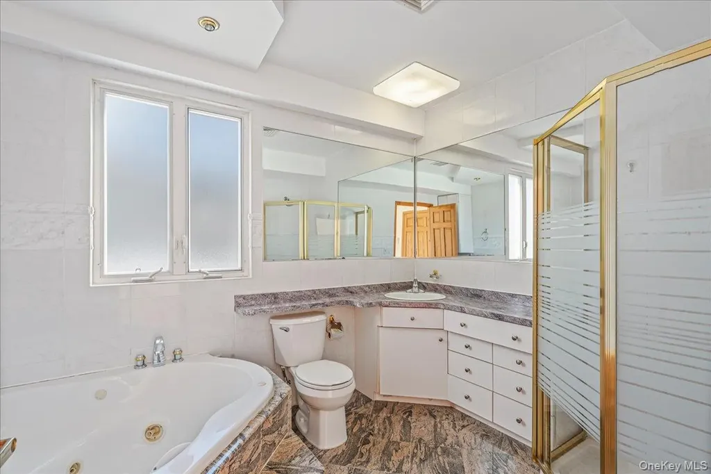 157-40 9th Avenue Beechhurst NY 11357