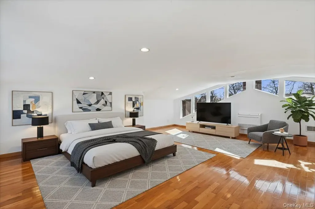157-40 9th Avenue Beechhurst NY 11357