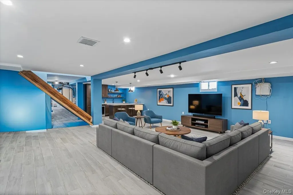 157-40 9th Avenue Beechhurst NY 11357