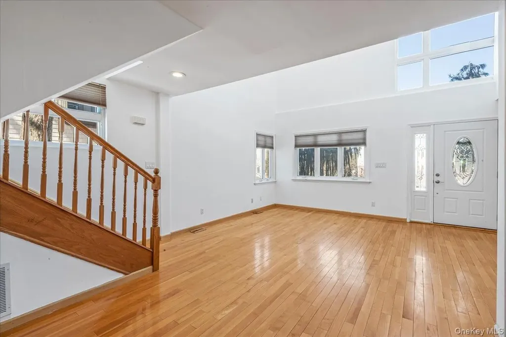 157-40 9th Avenue Beechhurst NY 11357