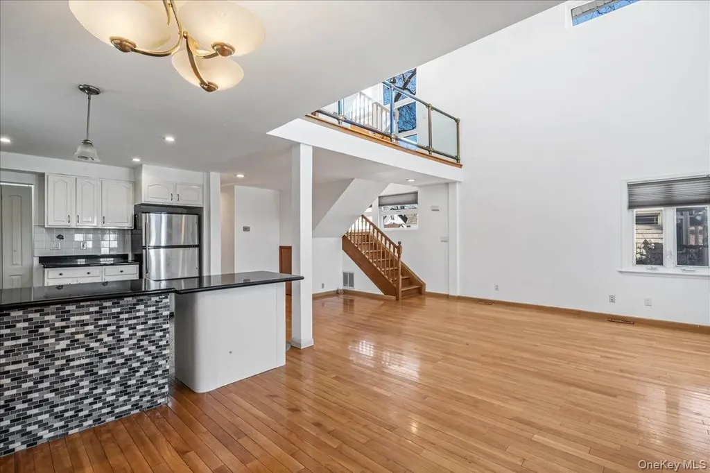 157-40 9th Avenue Beechhurst NY 11357