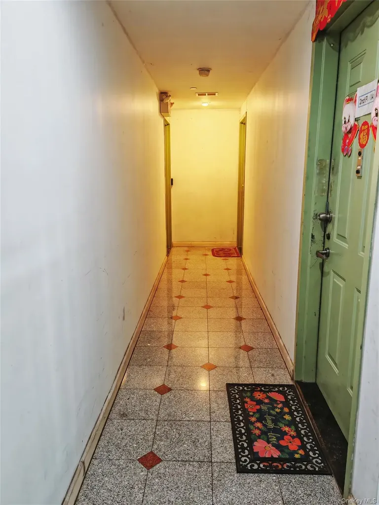 13239 Pople Avenue Flushing NY 11355