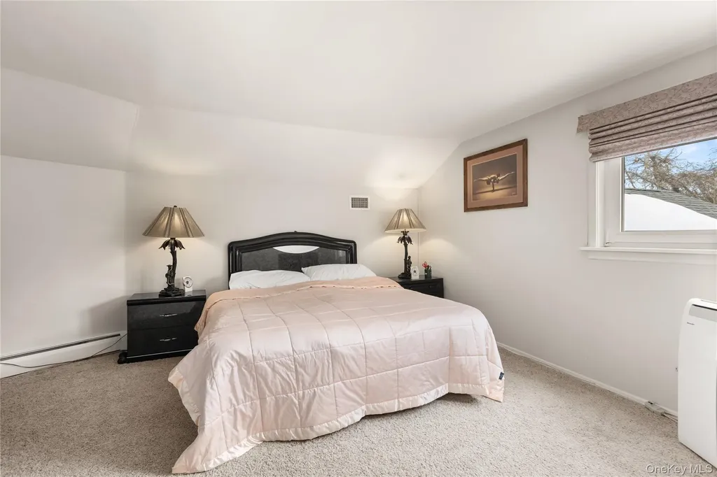 890 Thompson Drive Bay Shore NY 11706