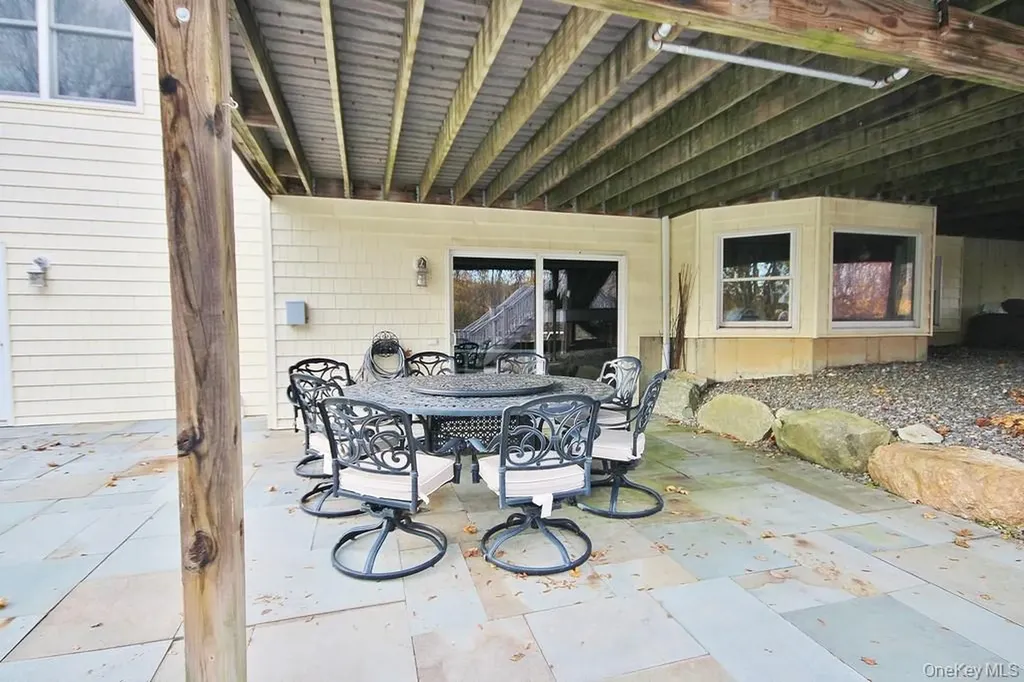 47 Kayla Lane Mahopac NY 10541