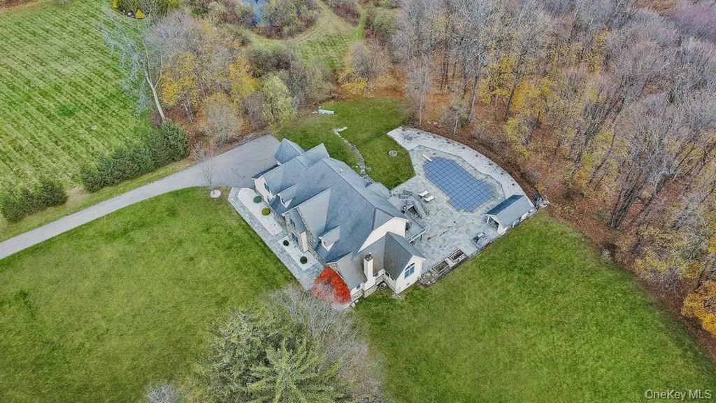 47 Kayla Lane Mahopac NY 10541