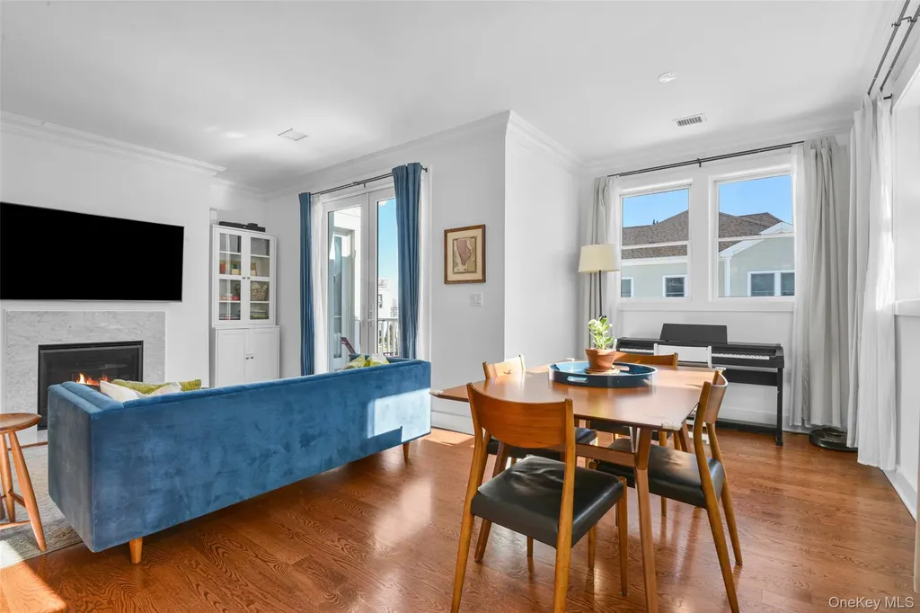 72 Island Point Bronx NY 10464