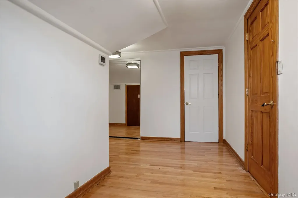 73-33 188th Street Fresh Meadows NY 11366